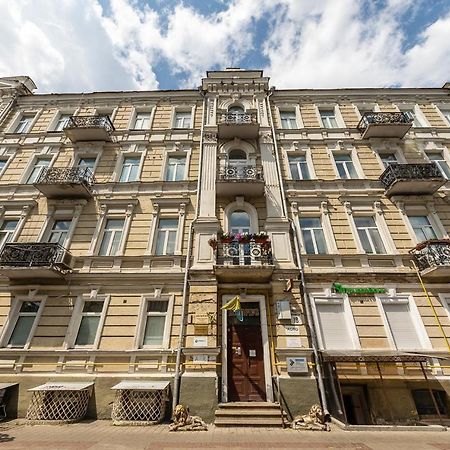 View On Sofievskaya Square Apartment Kiev Luaran gambar